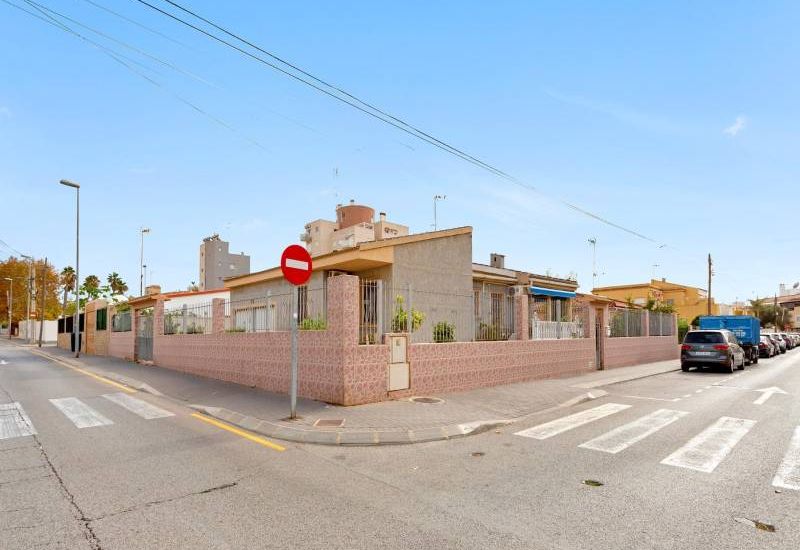 Sale - Single family house - Torrevieja