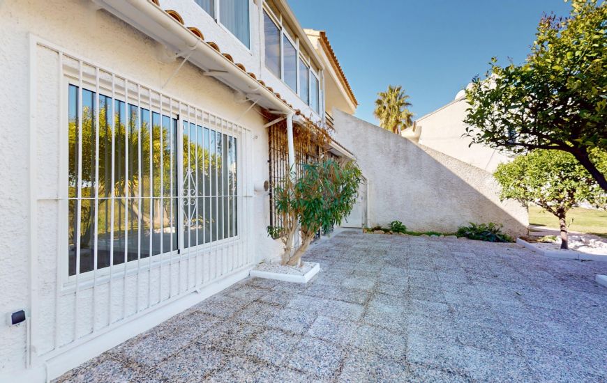 Sale - Bungalow - Orihuela Costa