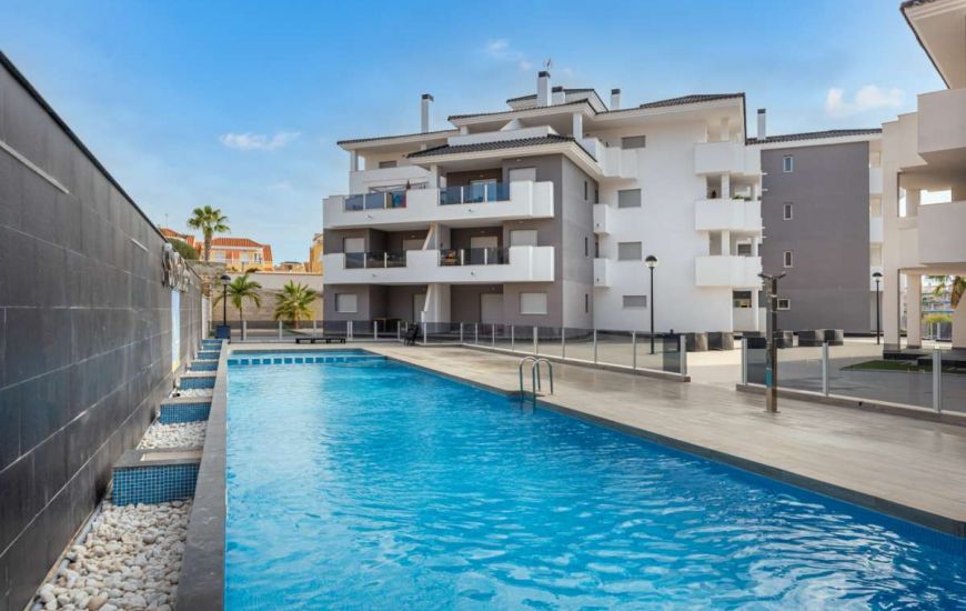 Sale - Apartments - Villamartin
