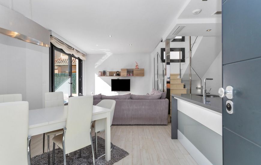 Sale - Villa - Torrevieja