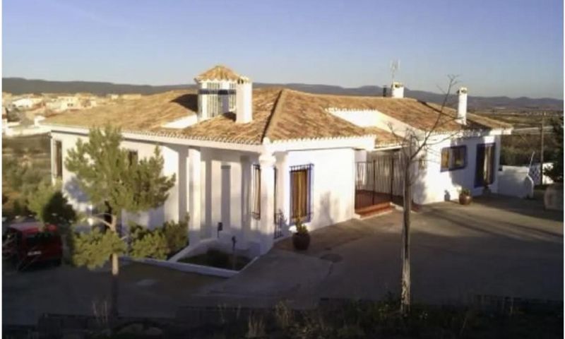 Sale - Villa - Utiel