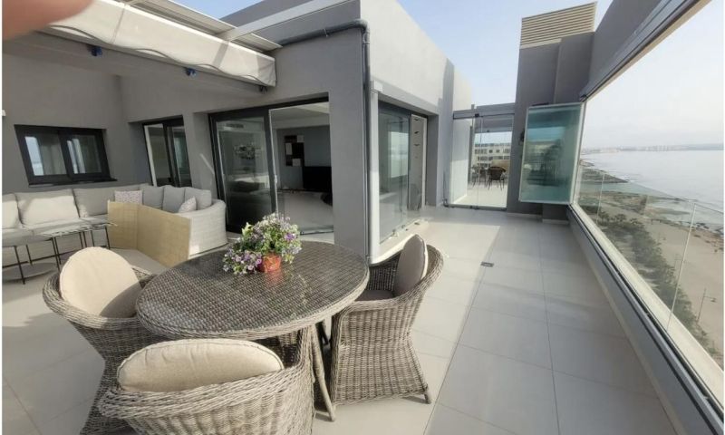 Sale - Apartments - Punta Prima
