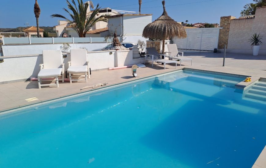 Sale - Villa - Ciudad Quesada