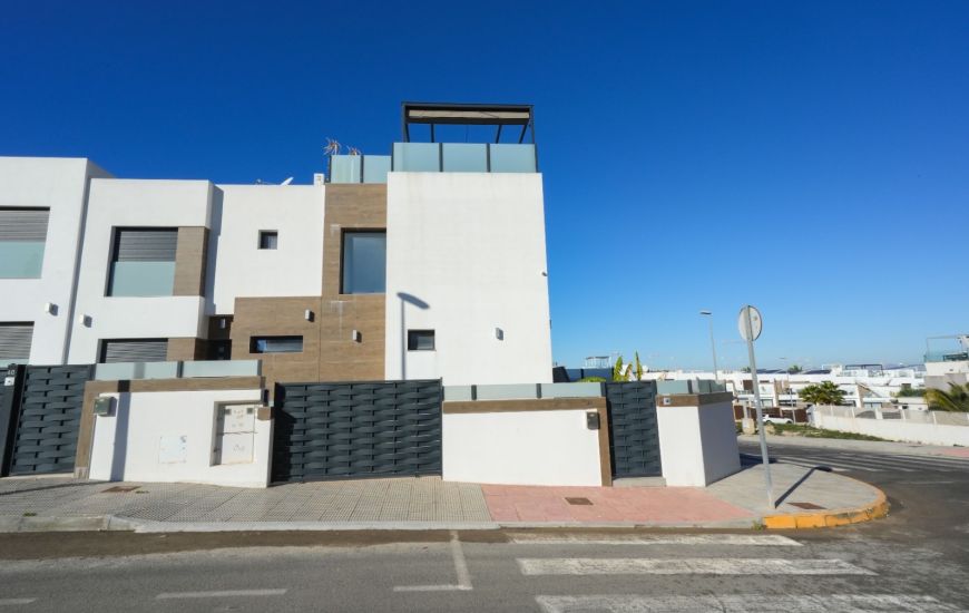 Venta - Villa - Benijofar