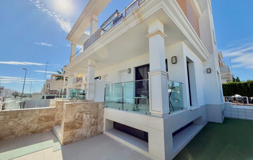 Sale - Semi Detached - Ciudad Quesada