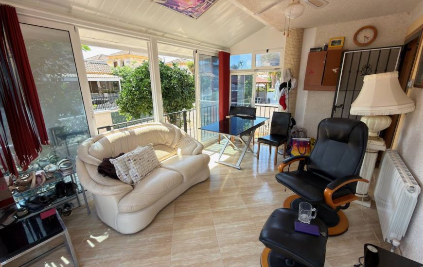 Venta - Villa - Algorfa