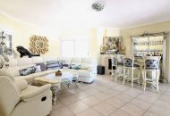 Sale - Villa - Daya Nueva