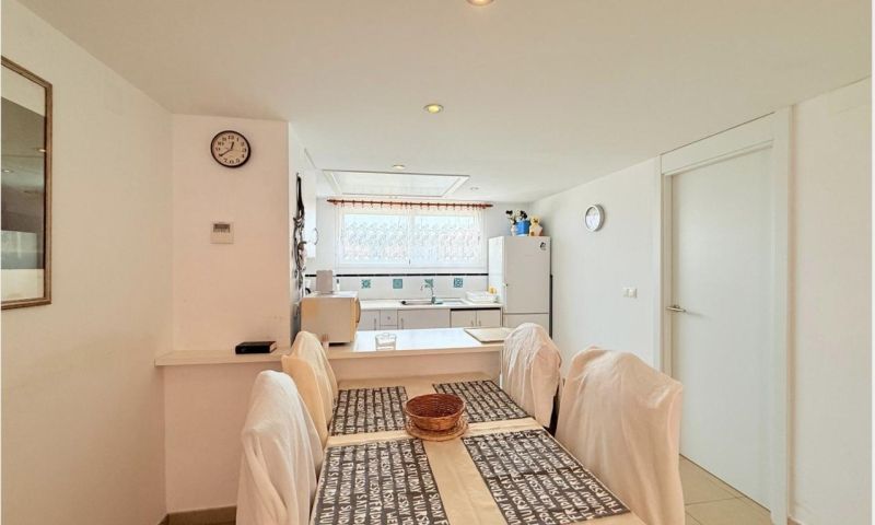 Sale - Apartments - 