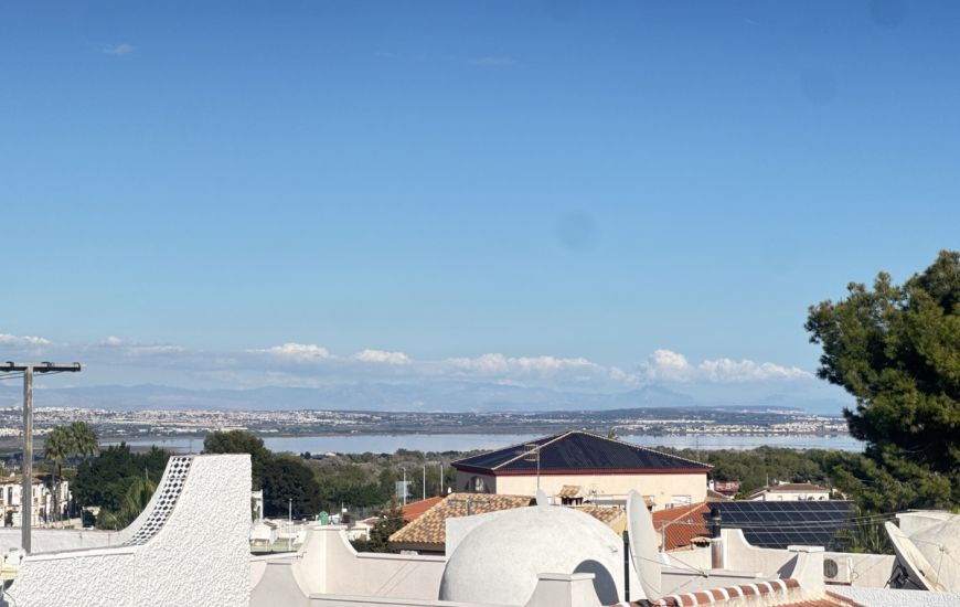 Sale - Villa - Villamartin