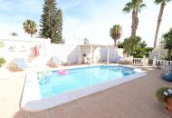 Venta - Villa - Torrevieja