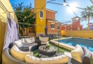 Sale - Villa - Villamartin