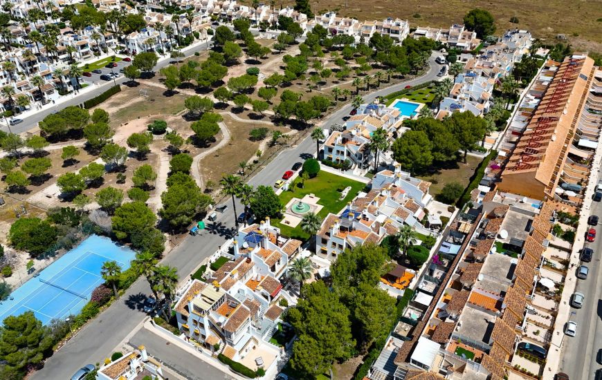 Sale - Bungalow - Villamartin