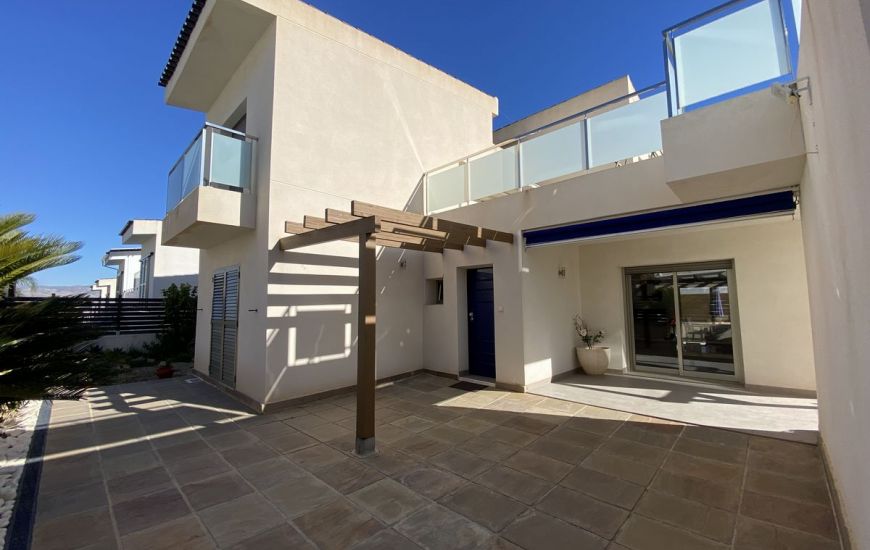 Sale - Villa - Cox