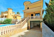 Sale - Villa - Villamartin
