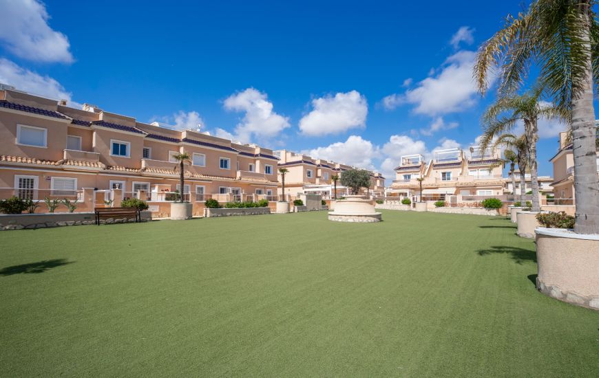 Sale - Rijtjeshuis - Cabo Roig