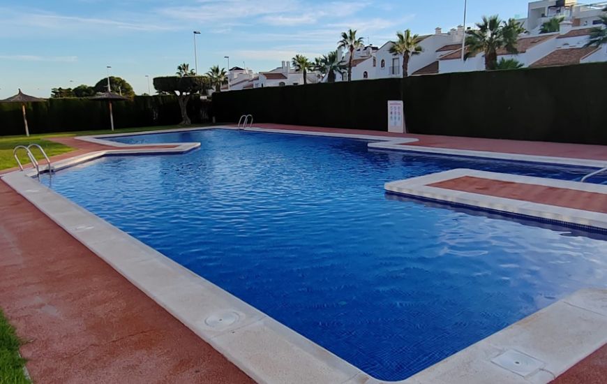 Sale - Villa - Villamartin