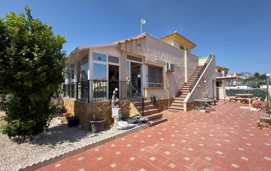 Venta - Villa - Algorfa