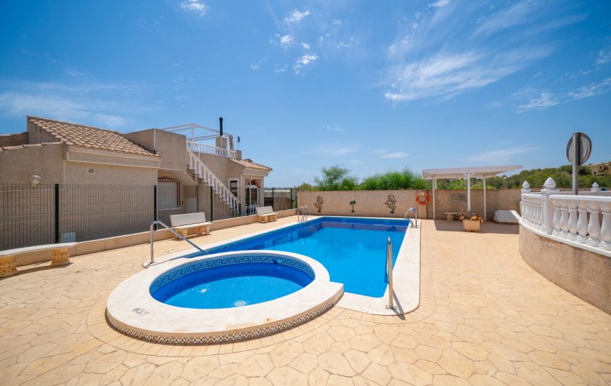 Sale - Villa - Algorfa