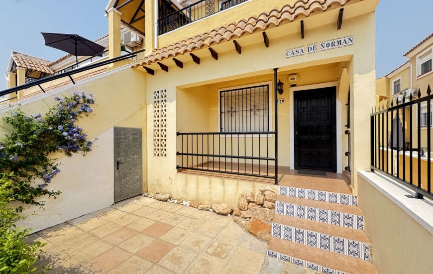 Sale - Apartments - Villamartin