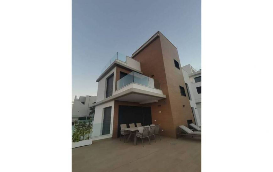 Nueva construcción  - Villa - Campoamor