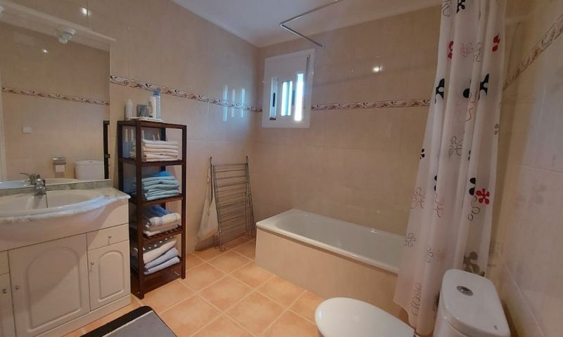 Sale - Villa - Hondón de las Nieves
