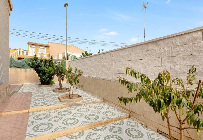 Sale - Single family house - Torrevieja