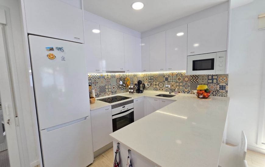 Sale - Villa * - Pilar de la Horadada *