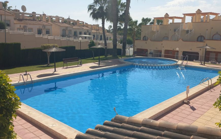 RC20569385 Apartments Villamartin, Florida Golf Sale