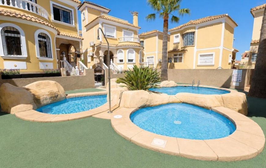 Sale - Villa - Orihuela Costa