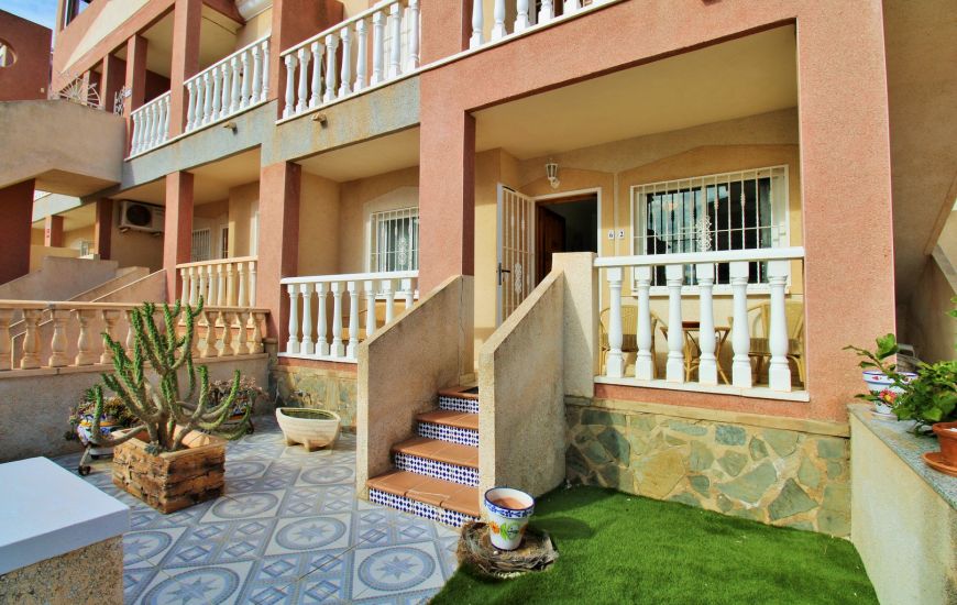 Sale - Apartments - Villamartin