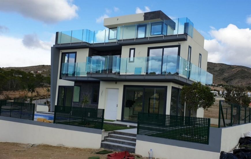 Nueva construcción  - Villa - Finestrat