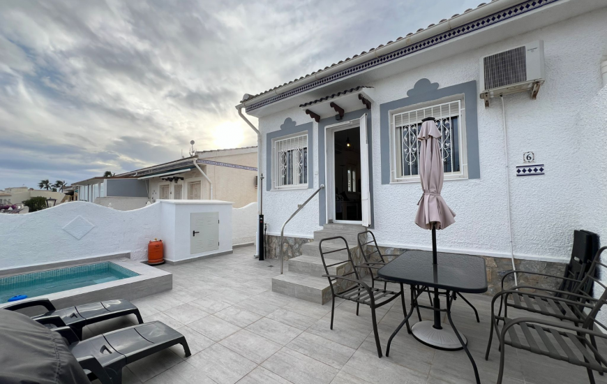 Sale - Bungalow - Ciudad Quesada