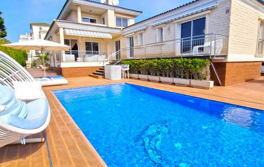 Venta - Villa - Torrevieja