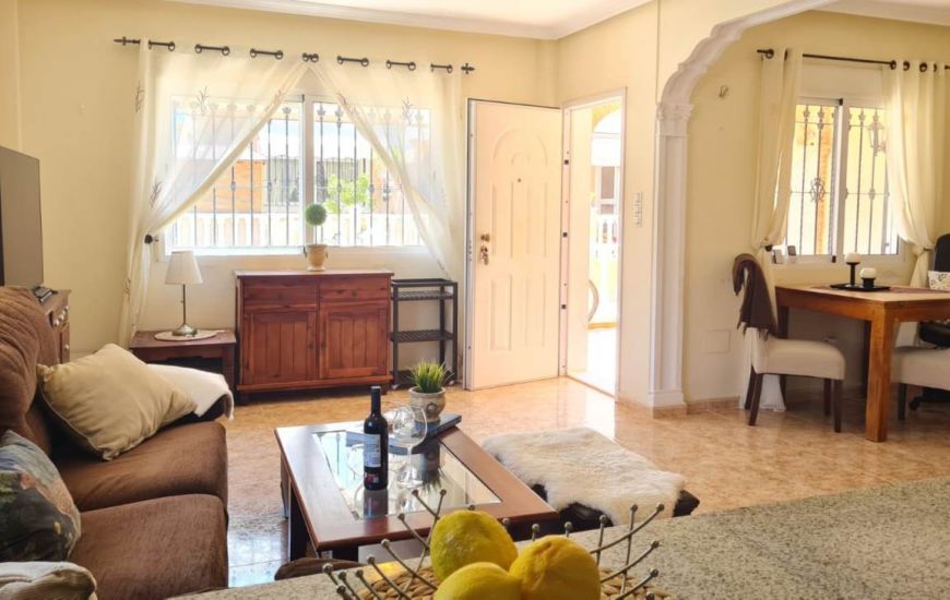 Sale - Rijtjeshuis - Villamartin