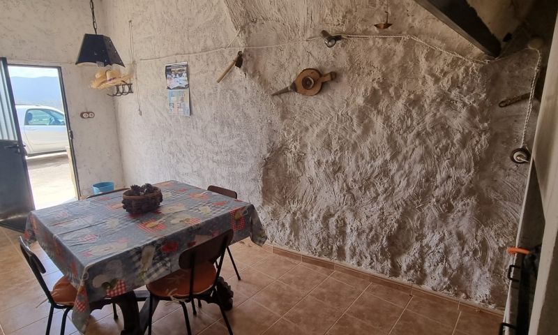 Sale - Country Property - Hondón de las Nieves