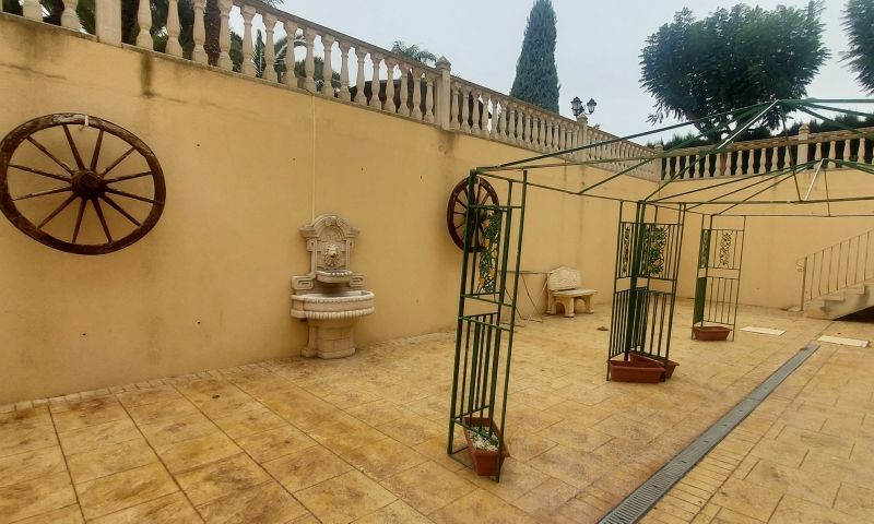 Sale - Villa - Hondón de las Nieves