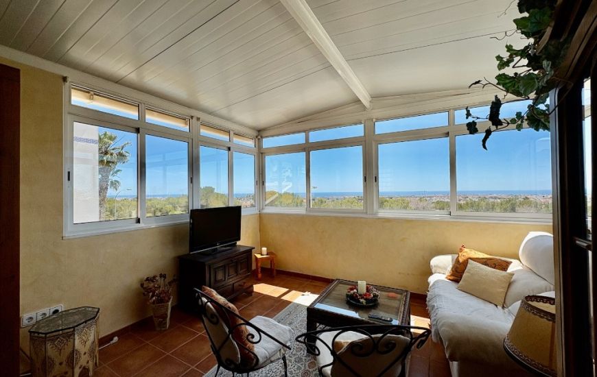 Sale - Villa - Villamartin