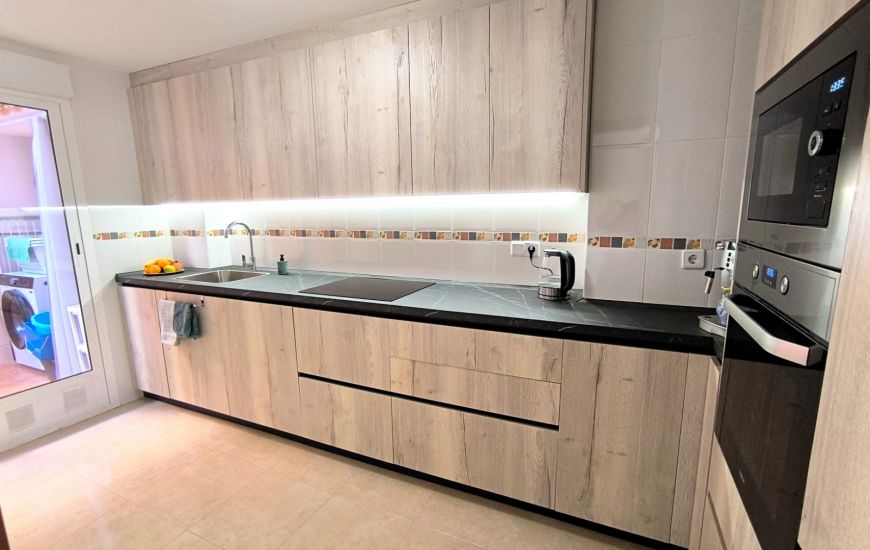 Sale - Rijtjeshuis - Bigastro