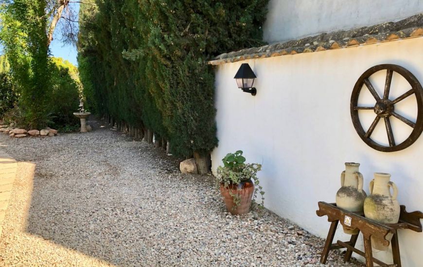 Sale - Finca - Los Montesinos