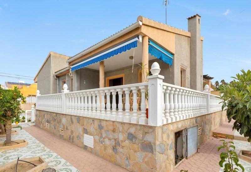 Sale - Single family house - Torrevieja