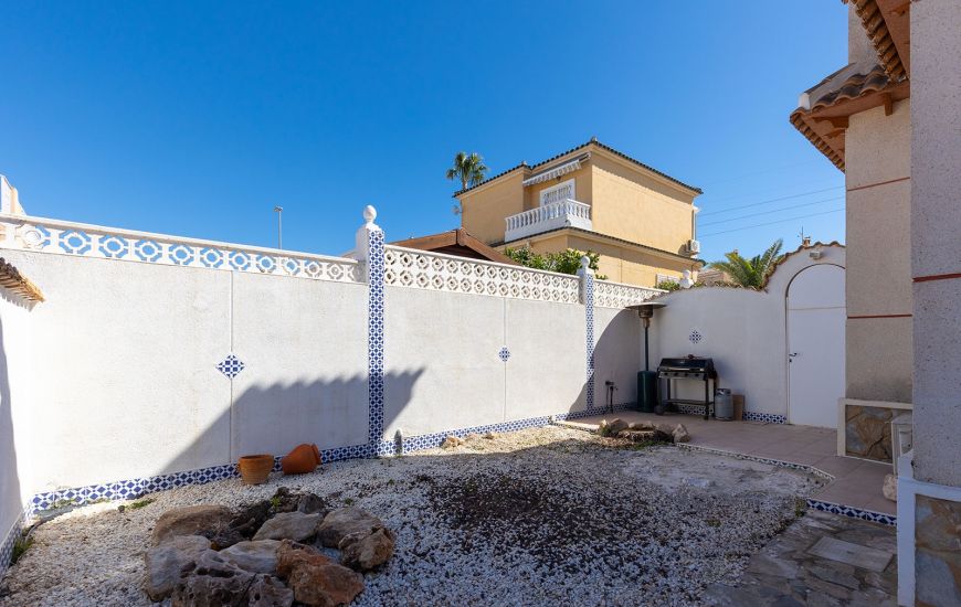 Sale - Villa - Benijófar - 