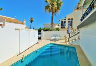 Sale - Villa - Villamartin