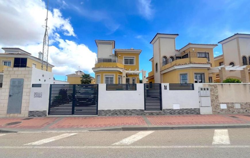 Sale - Villa - Algorfa