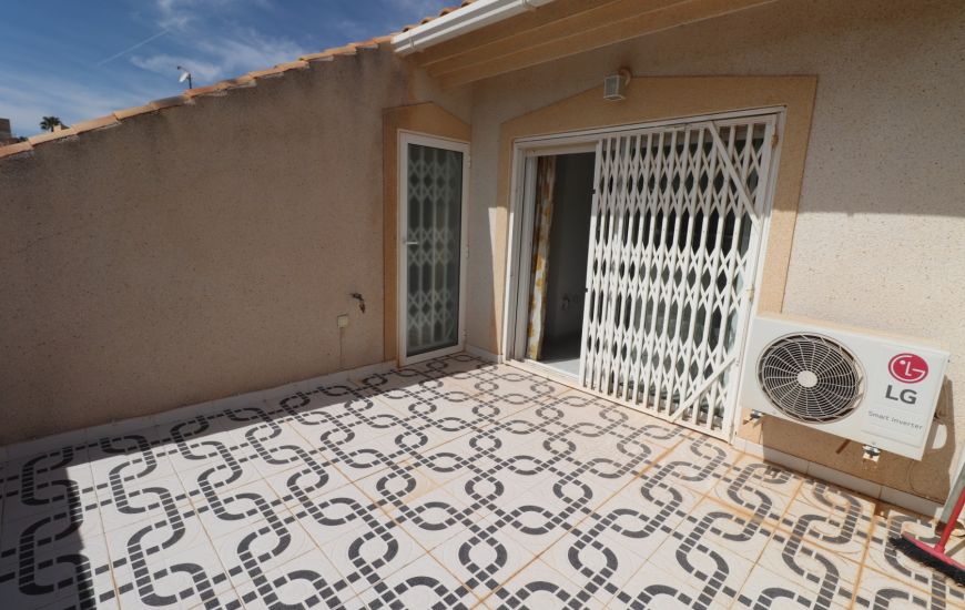 Sale - Villa - Benimar