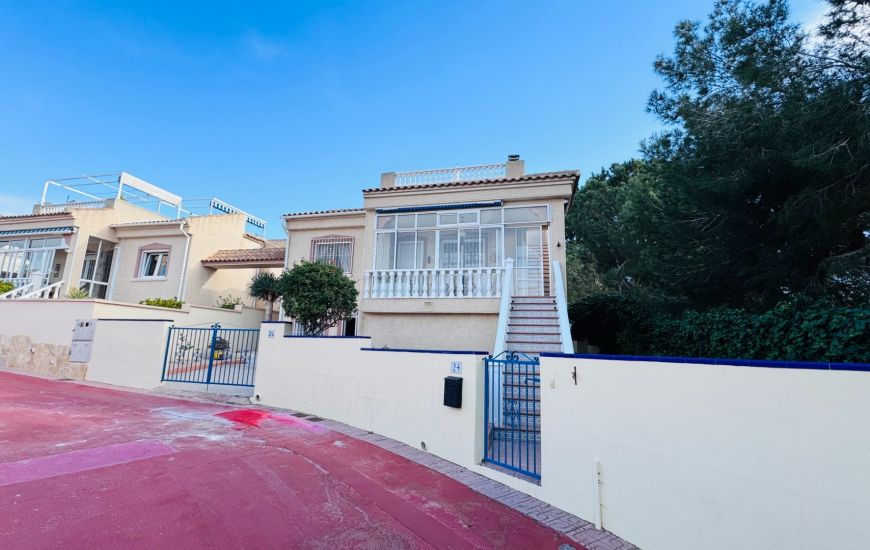 Sale - Villa - Algorfa