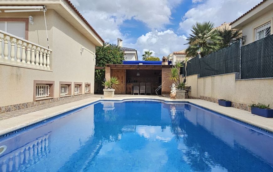 Sale - Villa - Benijófar - 