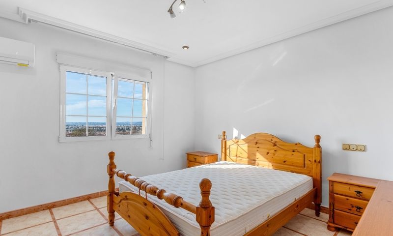 Sale - Villa - Torrevieja