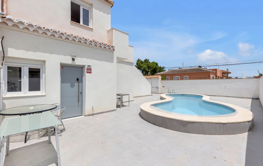 Sale - Villa - Torrevieja