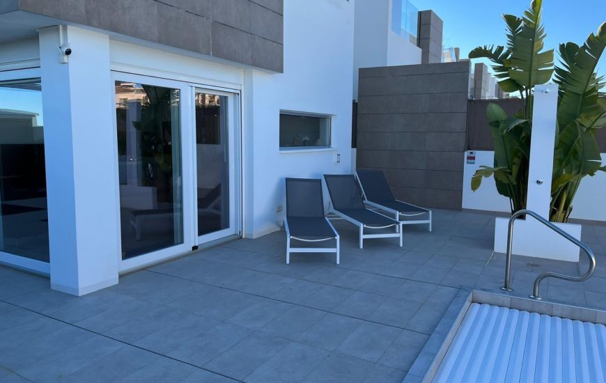 Sale - Villa - Guardamar del Segura