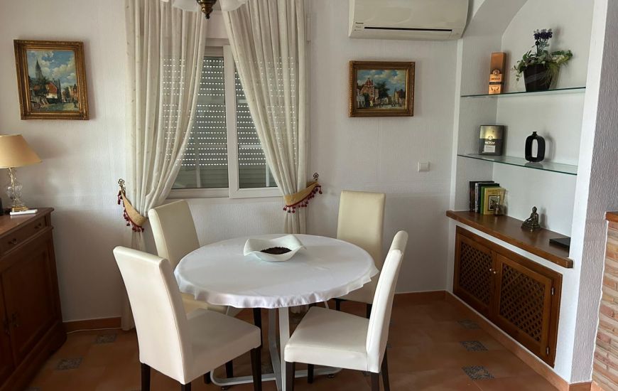 Sale - Villa - Villamartin